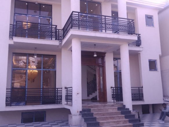 photo 2024 11 17 20 04 33