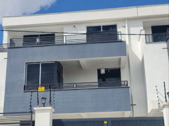 photo 2024 11 18 22 08 43