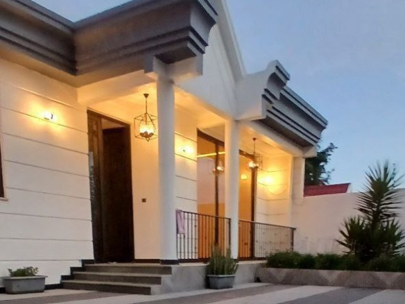 photo 2025 04 04 19 36 35