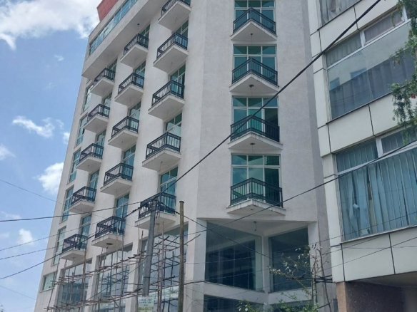 photo 2025 04 15 20 49 42