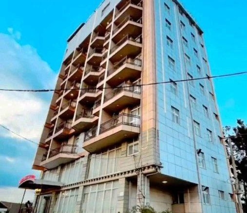 photo 2025 04 15 21 10 14