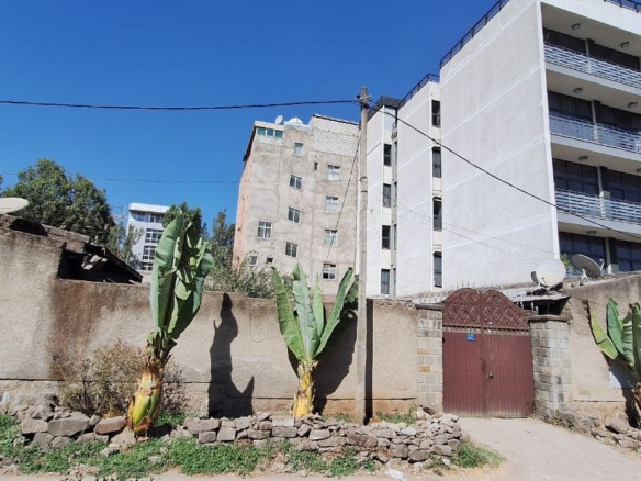 photo 2025 04 27 21 58 32