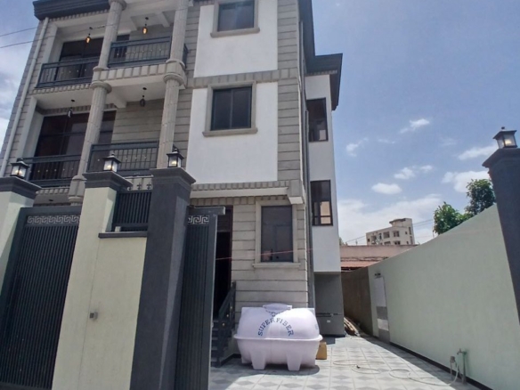 photo 2025 05 25 20 49 44