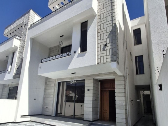 photo 2025 05 25 21 08 36